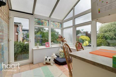 3 bedroom semi-detached house to rent, Boxworth End, Cambridge