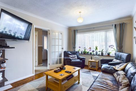 48 Ashford Crescent, Ashford, TW15 3ED