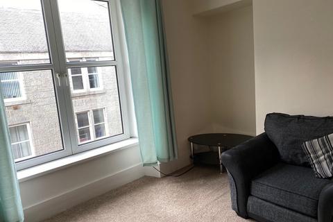 2 bedroom apartment to rent, Baker Street, Aberdeen