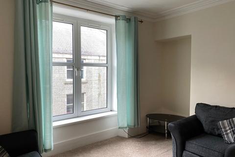 2 bedroom apartment to rent, Baker Street, Aberdeen