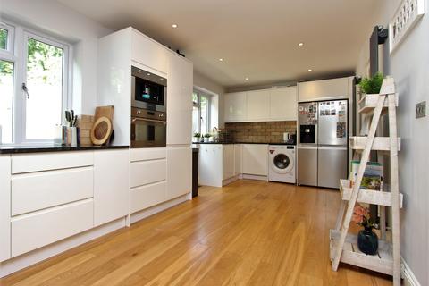 76 Winifred Road, Coulsdon, CR5 3JE