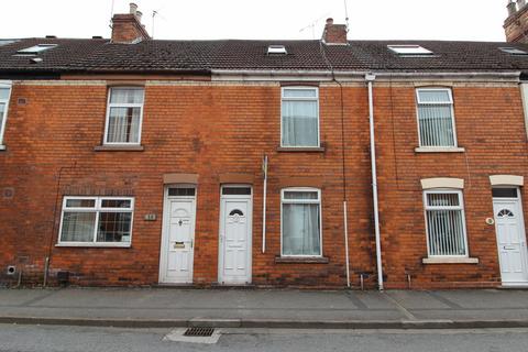 2 bedroom terraced house to rent, Tower Street, Gainsborough