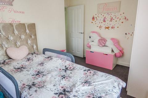 1 Beck Bridge Close, Allerton, Bradford, BD15 8HG