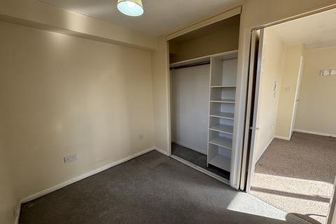 1 bedroom flat to rent, Prestatyn Close, Stevenage