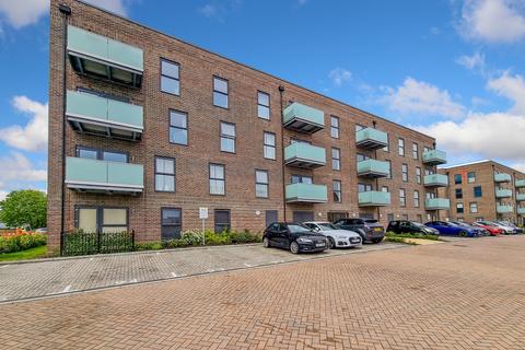 74 Colliford Road, West Thurrock, Grays, RM20 3BQ