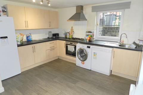11 Hessle Place, Leeds, LS6 1EU