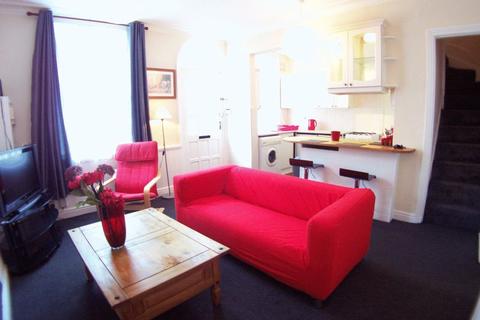 4 Beulah View, Leeds, LS6 2LA