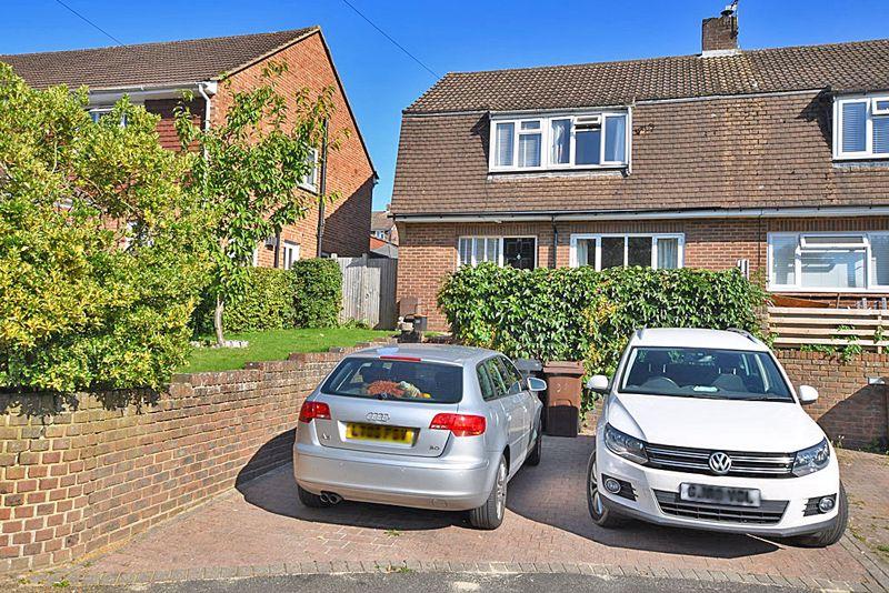 Bannister Road, Maidstone ME14 3 bed semidetached house £400,000