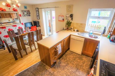 174 Hilton Road, Lanesfield, Wolverhampton, WV4 6BY