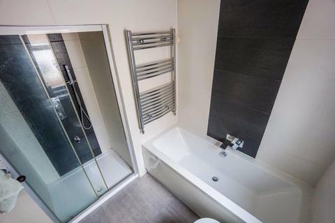 174 Hilton Road, Lanesfield, Wolverhampton, WV4 6BY