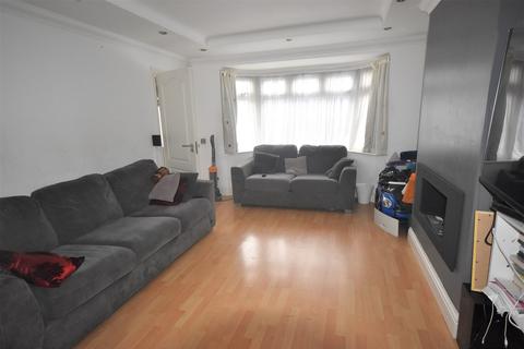 11 Burns Avenue, Basildon, SS13 3AG