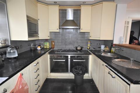 11 Burns Avenue, Basildon, SS13 3AG