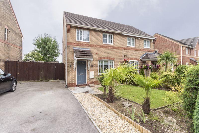 Rosemead, Cwmbran REF00008991 3 bed semidetached house £250,000