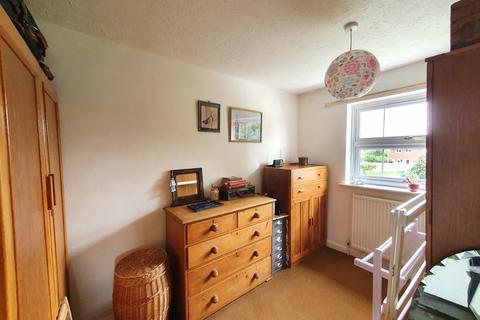 9 Whitewell Close, Barnwood, Gloucester, GL4 3TT