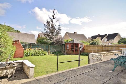 17 Curbridge Road, Witney, OX28 5JT