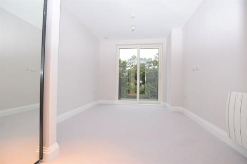 1 bedroom flat to rent, 1 Bedroom Apartment with Private Balcony, The Potteries, Linden Park Road, Tunbridge Wells, TN2