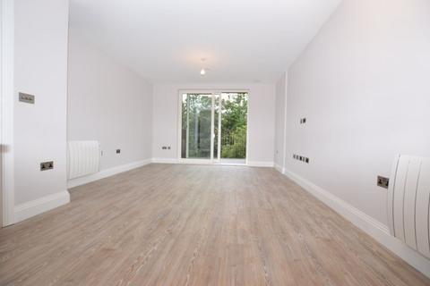 1 bedroom flat to rent, 1 Bedroom Apartment with Private Balcony, The Potteries, Linden Park Road, Tunbridge Wells, TN2