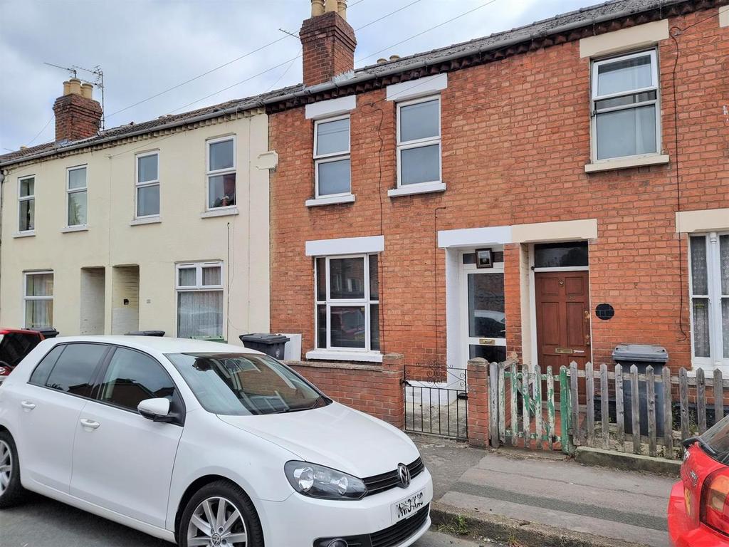 Alfred Street, Gloucester 3 bed terraced house £200,000
