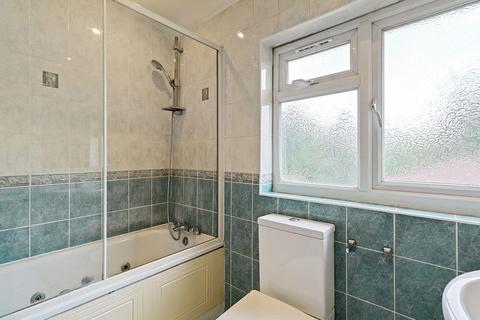 23 Oaks Road, Stanwell, Staines, TW19 7JU