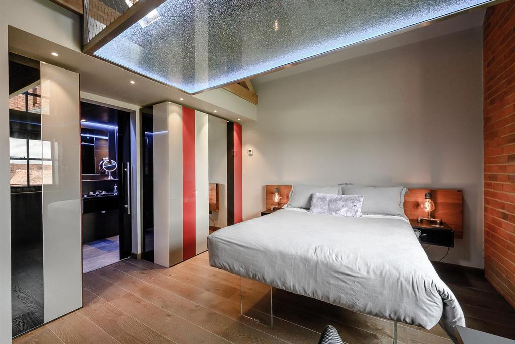 8475157-interior33.jpg