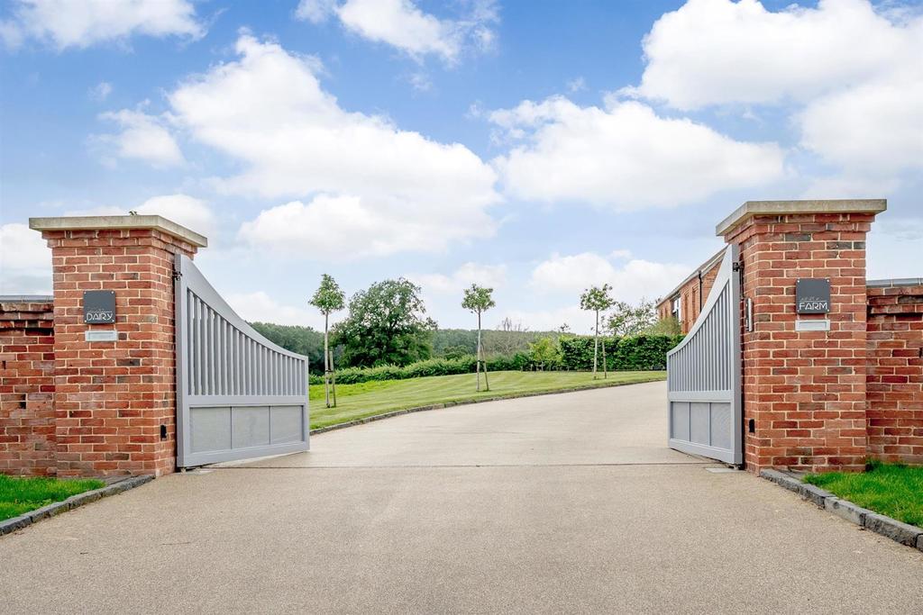 8475157-exterior62.jpg