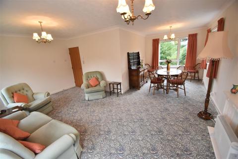 2 bedroom apartment for sale - School Hill, Heswall, Wirral