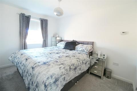 44 Petfield Drive, Anlaby, Hull, HU10 7ET