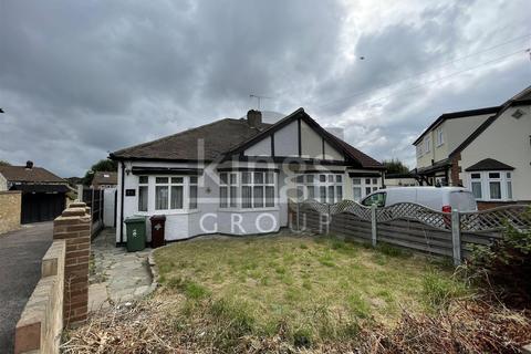 72 The Bramblings, London, E4 6LU