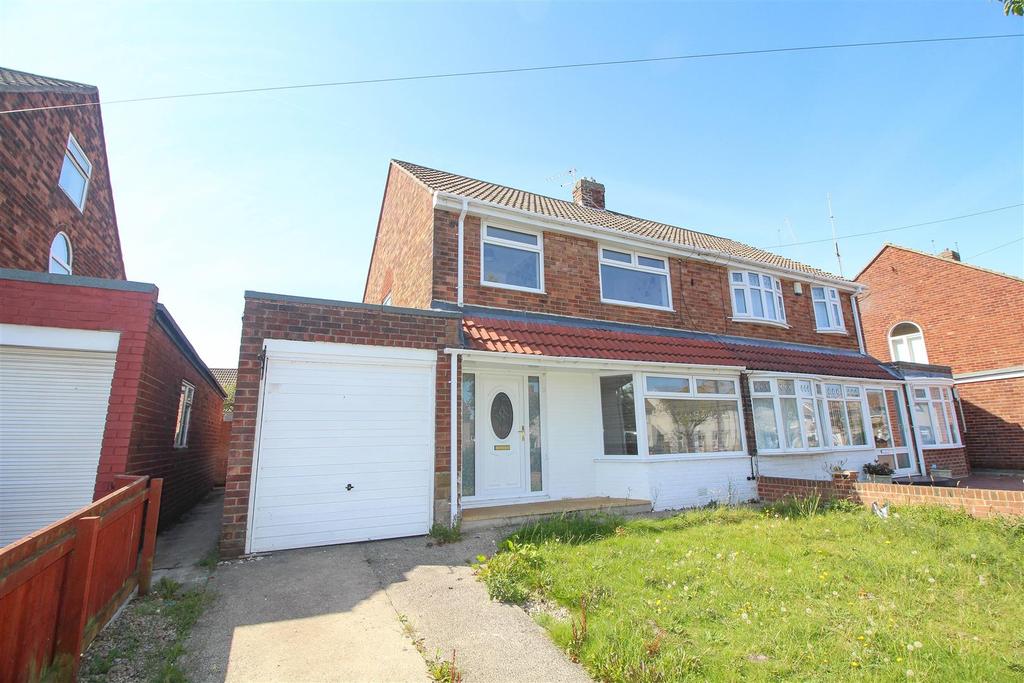 Tynedale Drive, Blyth 3 bed semidetached house £125,000