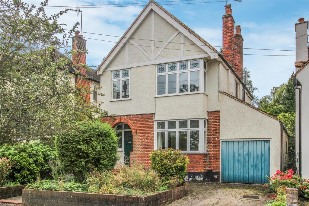 Mount Crescent, Warley, Brentwood 4 bed detached house - £1,000,000