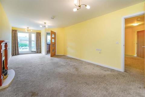 2 bedroom apartment for sale - Lyle Court, 25 Barnton Grove, Edinburgh, EH4 6EZ