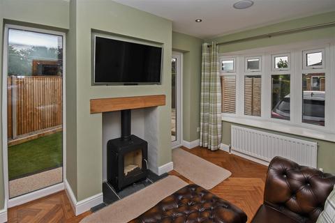 8 Ashgate Road, Willerby, Hull, HU10 6HN