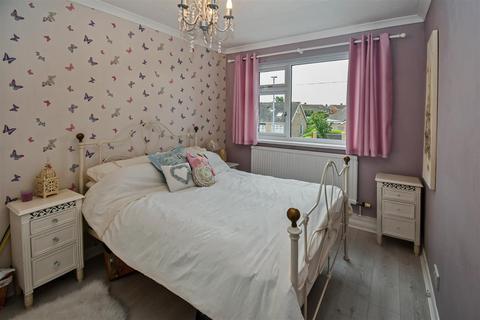 8 Ashgate Road, Willerby, Hull, HU10 6HN