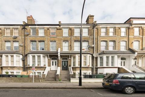 2 bedroom flat to rent, NW6