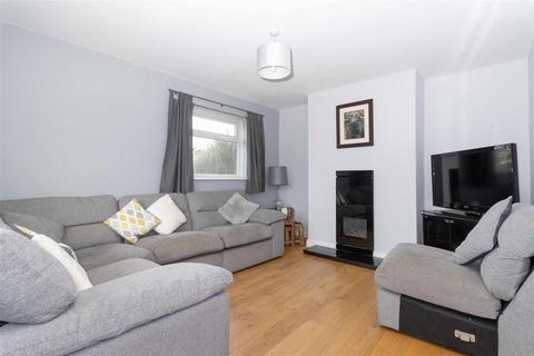 22 Boxgrove, Goring By Sea, Worthing, BN12 6BB