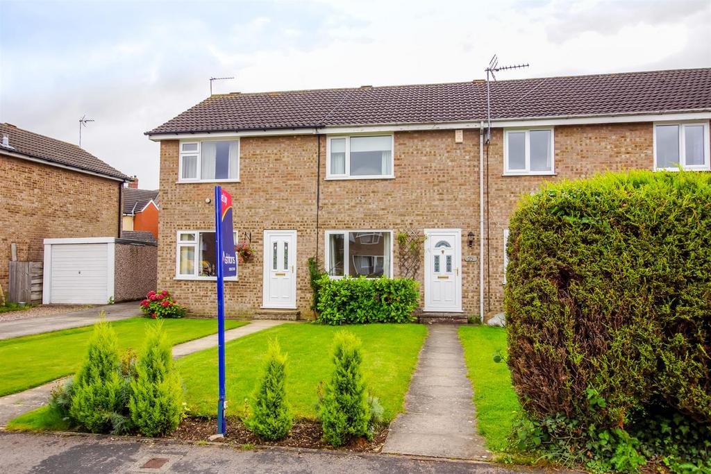 Calvert Close, Haxby, York, YO32 2ZY 2 bed terraced house to rent £