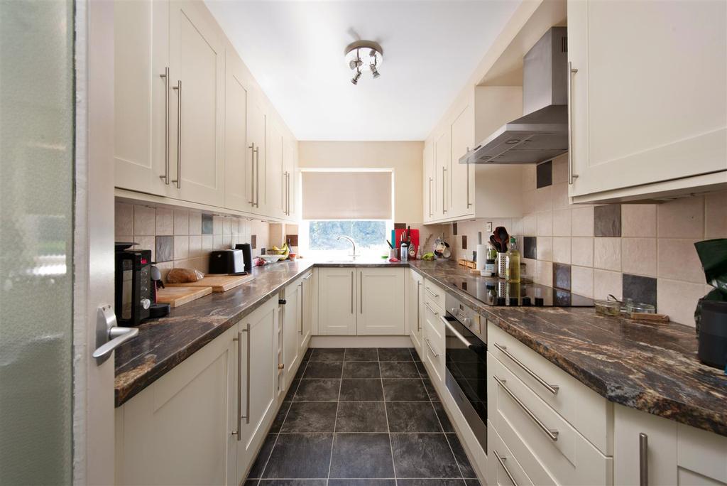 19 Monks Court 03.jpg