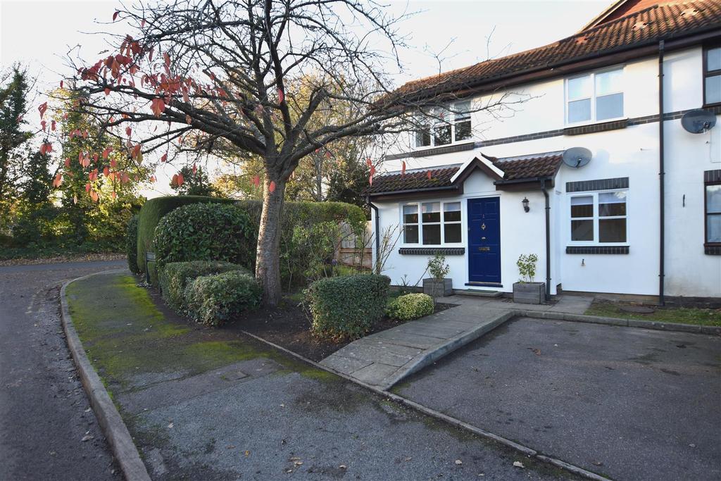 Wordsworth Mead, Redhill 1 bed house £1,095 pcm (£253 pw)