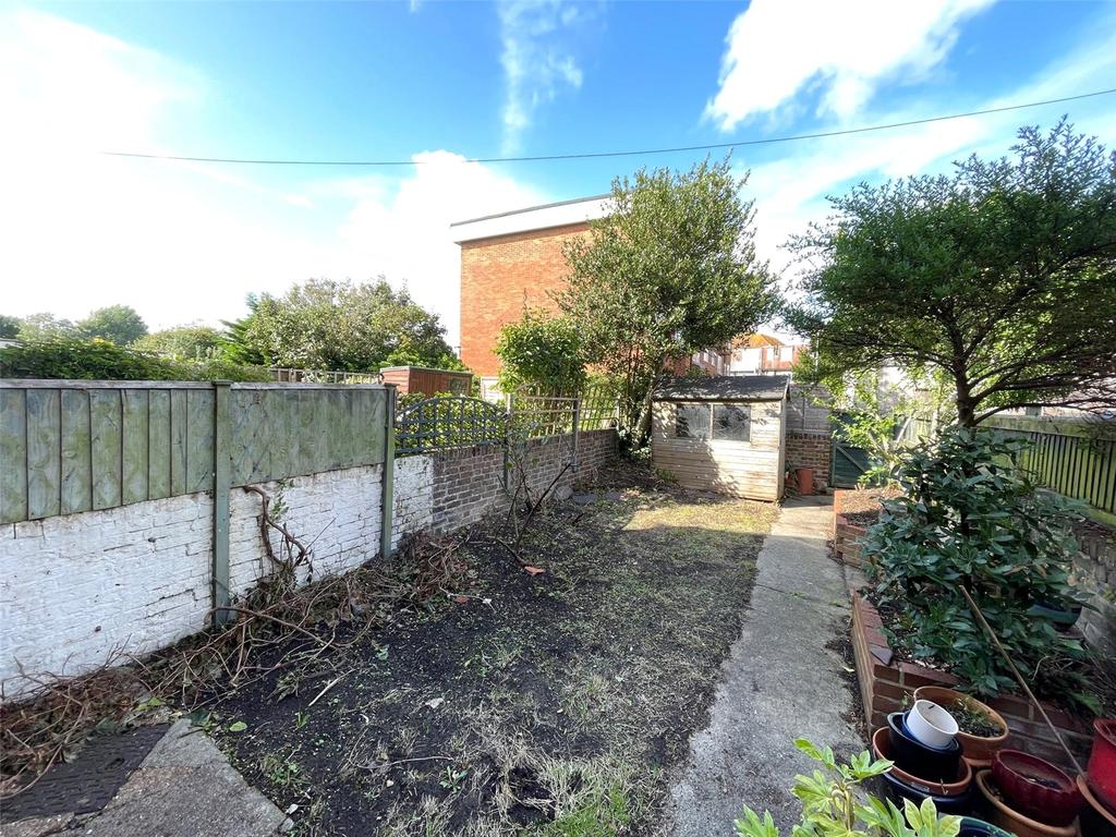 Woodgate Road, Eastbourne, BN22 2 bed terraced house £279,000