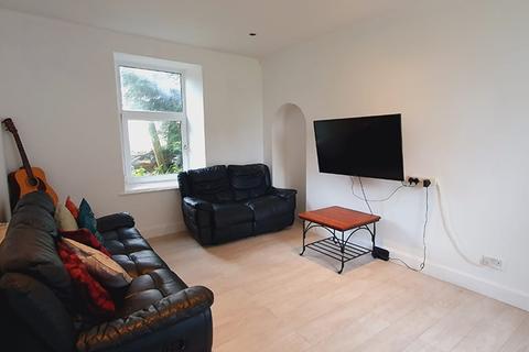 Newlands, 14 Auchamore Road, Dunoon, PA23 7DY