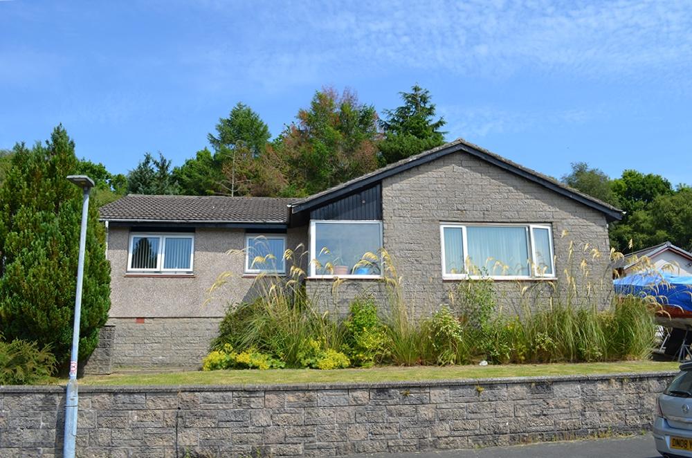 Lochan Avenue, Kirn, Dunoon, PA23 3 bed bungalow £165,000