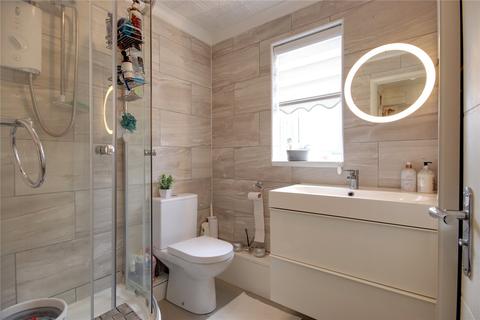 74 Westfield Close, Enfield, EN3 7RU