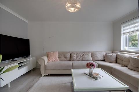74 Westfield Close, Enfield, EN3 7RU