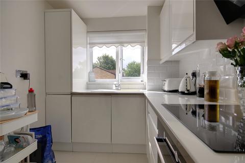 74 Westfield Close, Enfield, EN3 7RU