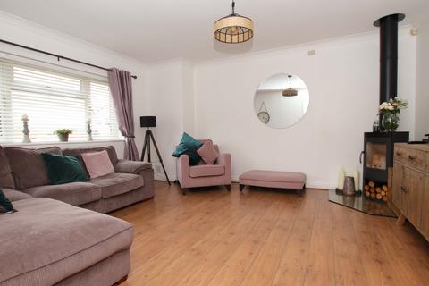 5 Castle Fields, Rhymney, Tredegar, NP22 5NJ