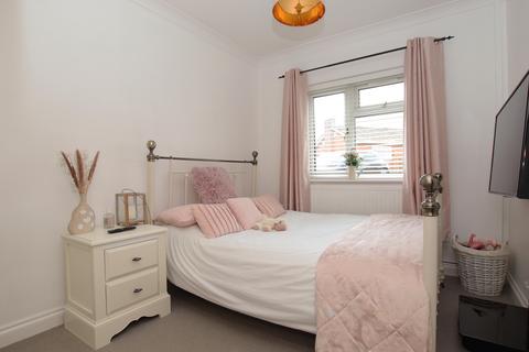 5 Castle Fields, Rhymney, Tredegar, NP22 5NJ