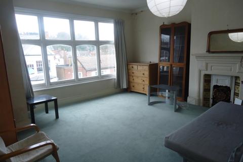 1 bedroom in a house share to rent - A, Woodland Rise, Muswell Hill, N10
