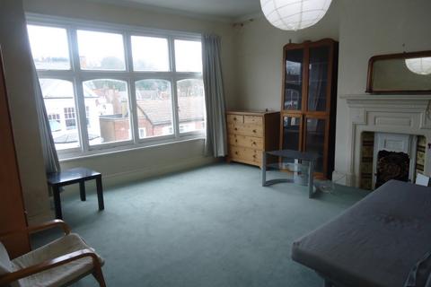 1 bedroom in a house share to rent, A, Woodland Rise, Muswell Hill, N10