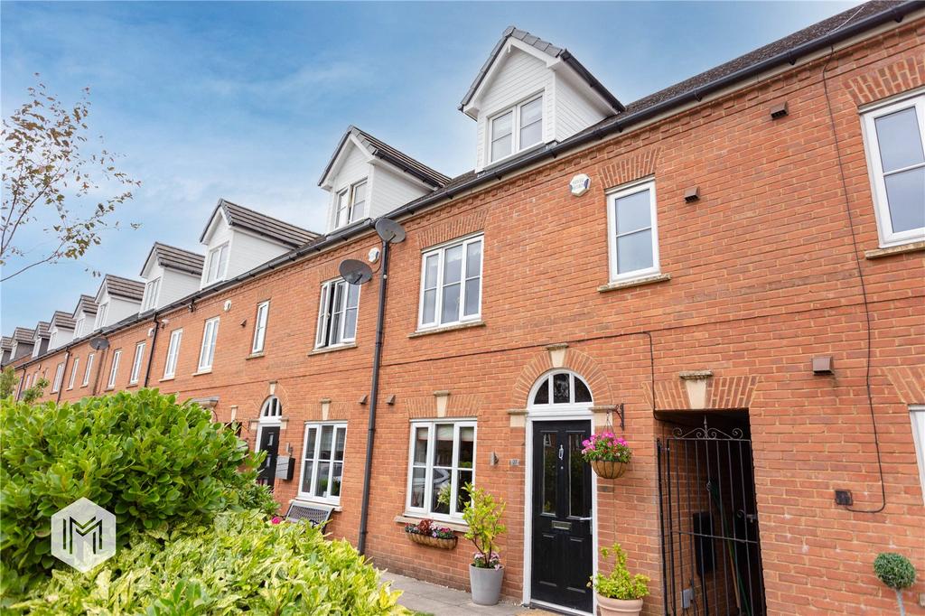 Vanguard Close, Bury, BL8 3 bed townhouse £220,000