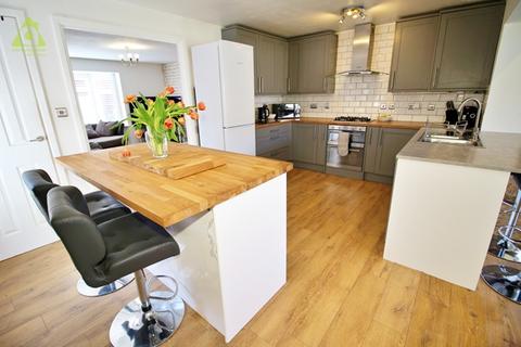 3 bedroom detached house for sale, Ingleby Close, Westhoughton, BL5 3QZ